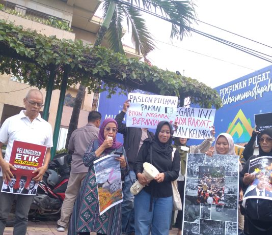 Aksi Gejayan Memanggil di hari tenang menjelang pencoblosan adalah bentuk tidak diam melihat kecurangan yang terstruktur oleh Rezim Jokowi